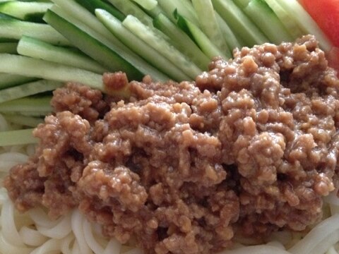 簡単！ レンジで肉味噌うどん